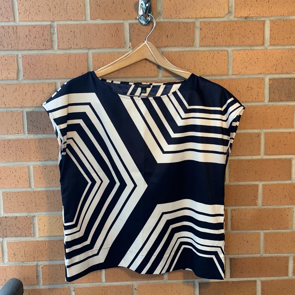 Ann Taylor - Size 8